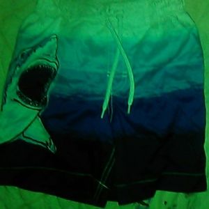 Size Small shark swimming trunks boys
